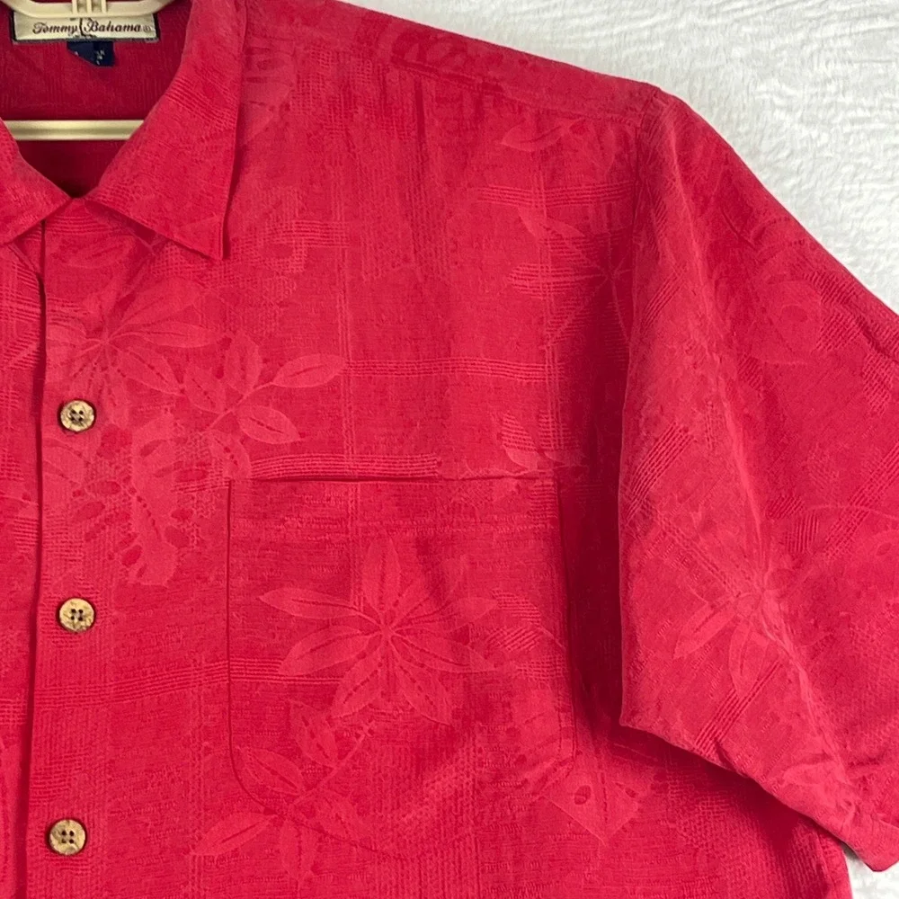 Tommy Bahama Camp Shirt Mens L Red 100% Silk‎ Tropical Jacquard Floral Button Up